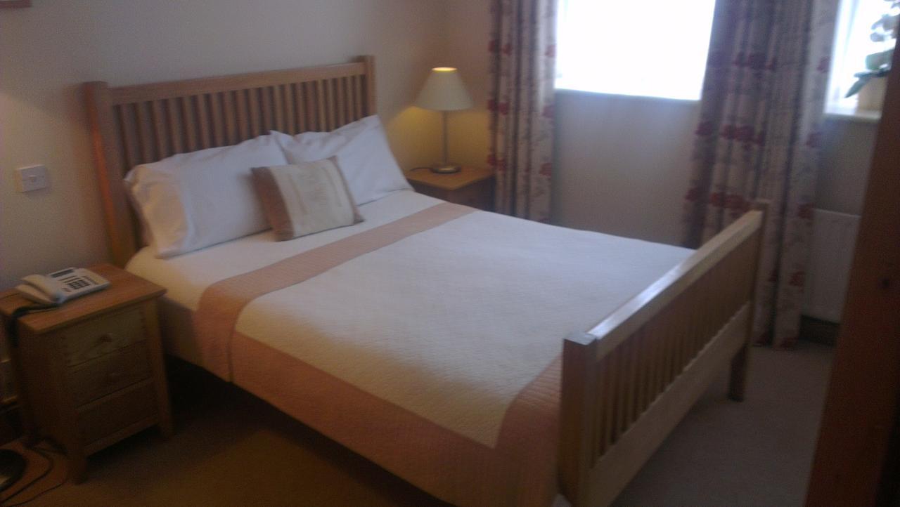 Percy French Hotel *
